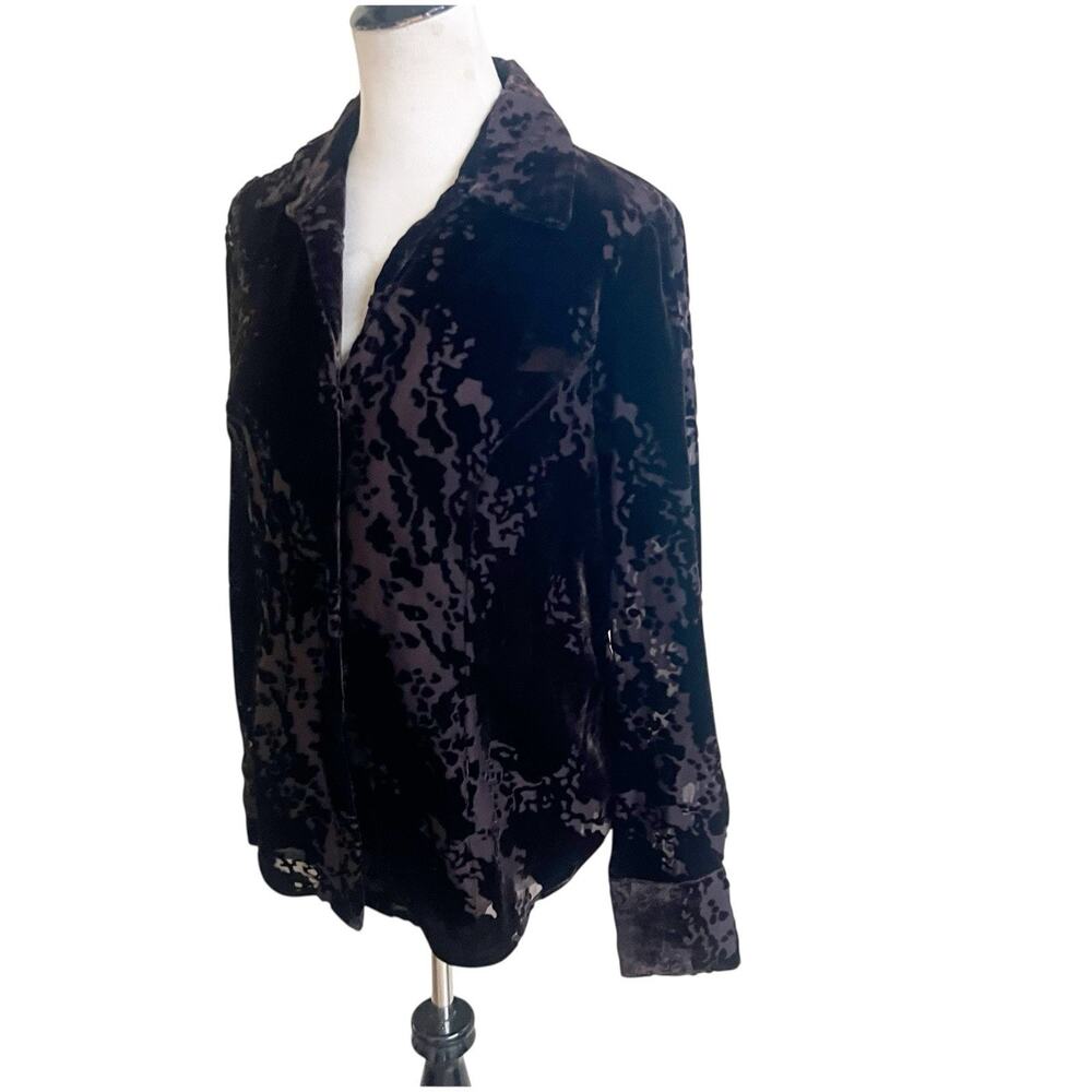 Jones New York Women’s Burnout Velvet Brown Button Down Shirt Size 12 Whimsigoth - Picture 4 of 12